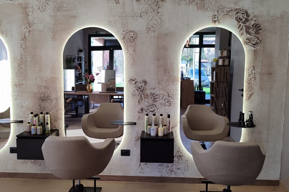 specchiera illuminata per parrucchieri