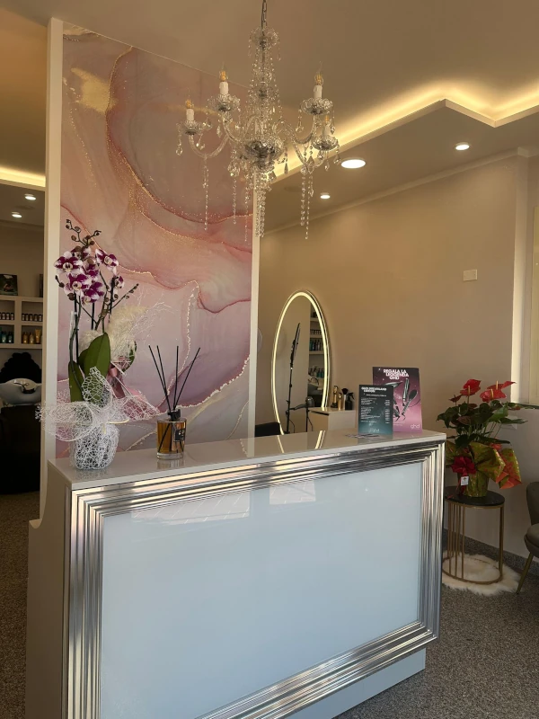 Reception luminosa per Parrucchieri