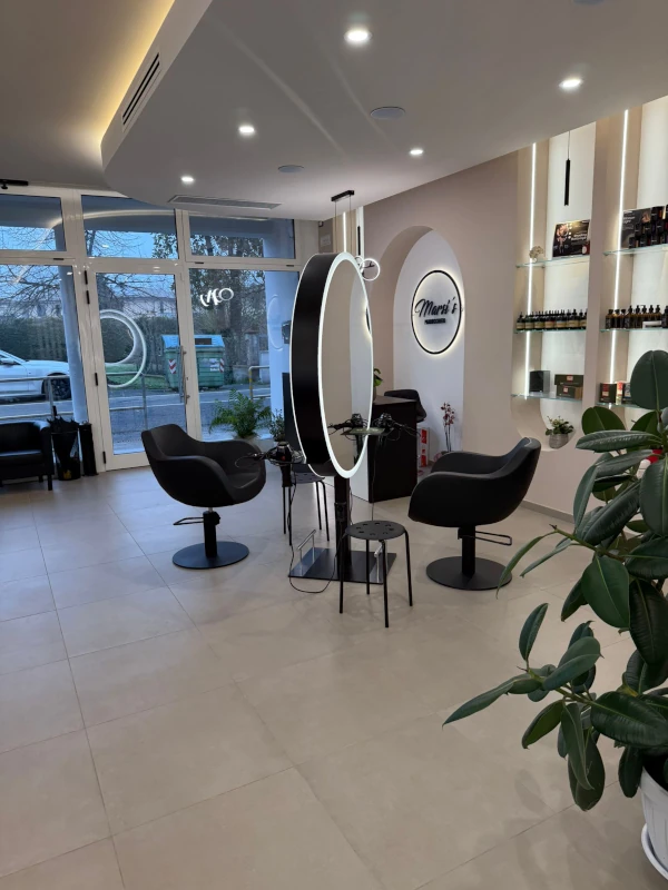 specchiera bifacciale Parrucchiera marsi Piacenza